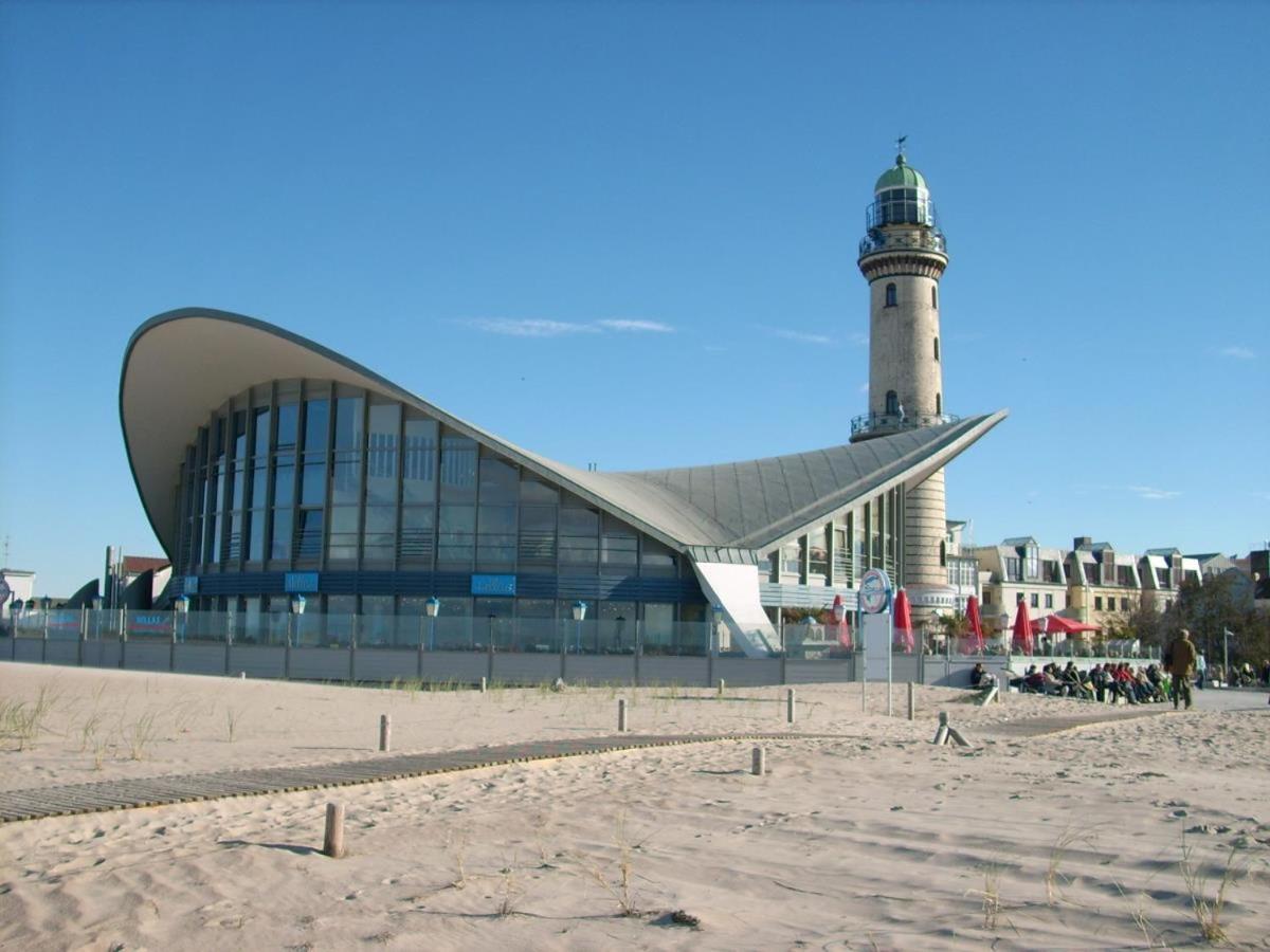 Ferienwohnung Spatzennest am Alten Strom Rostock Exterior foto